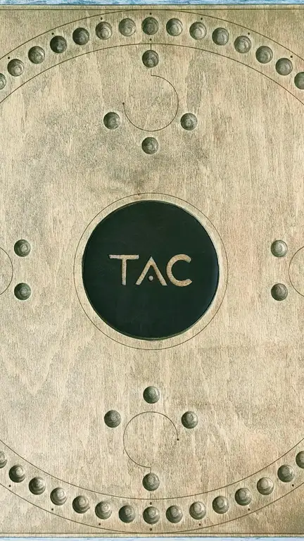 TAC-Brett von oben zu Beginn einer Partie